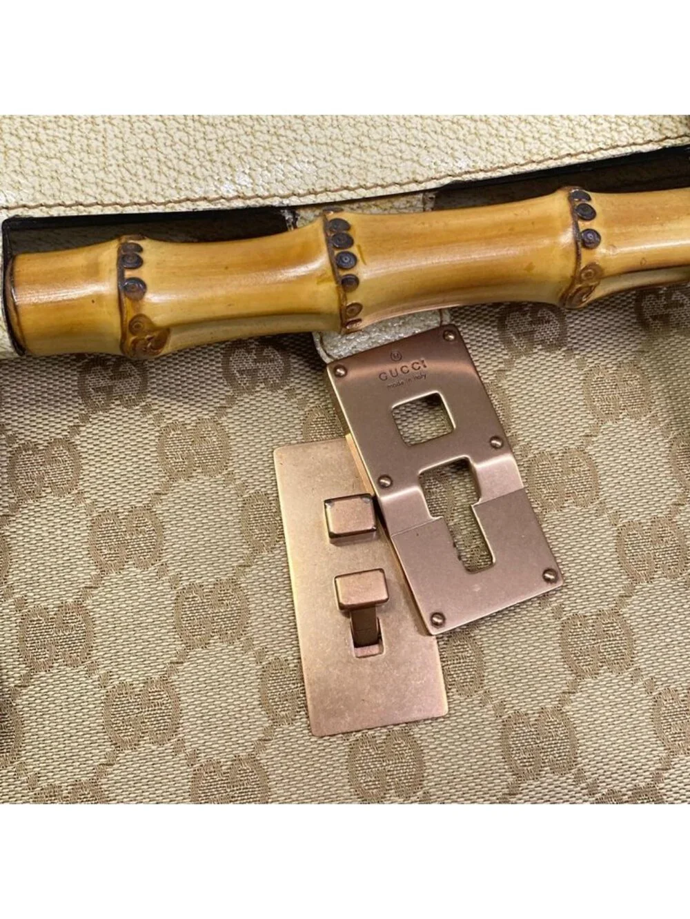 Gucci Shoulder Bag Bamboo Beige Ivory Leather